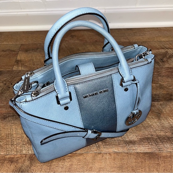 Michael Kors Sutton Powder Blue Satchel - Picture 3 of 16